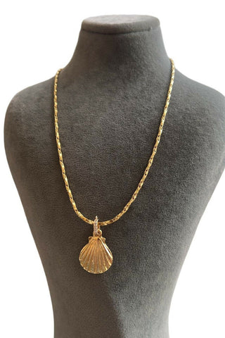 Shell Ball Necklace