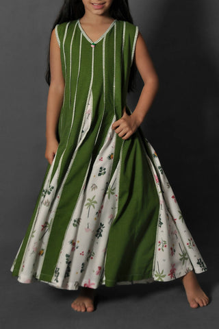 Labeled Green Tropical Kaftan