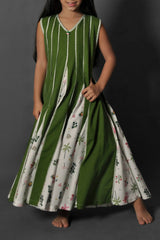 Labeled Green Tropical Kaftan