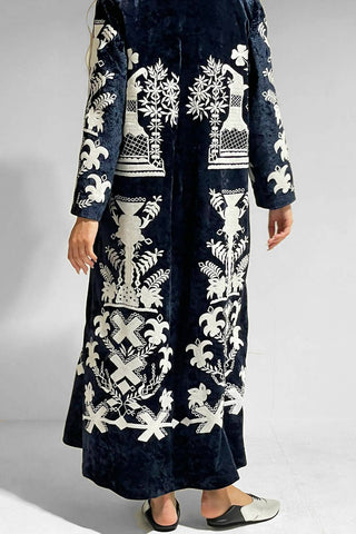 Full Embroidery Blue Bisht